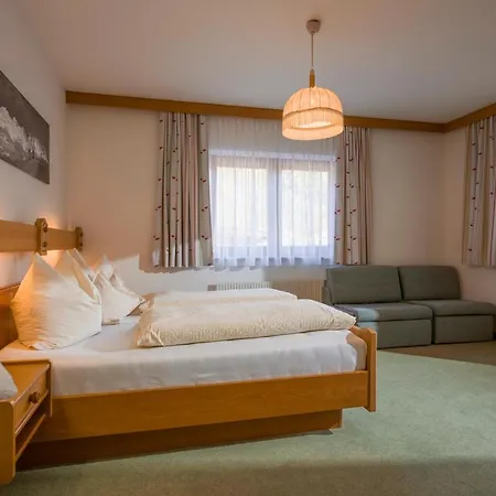 Haus Auermuehle 아파트 *